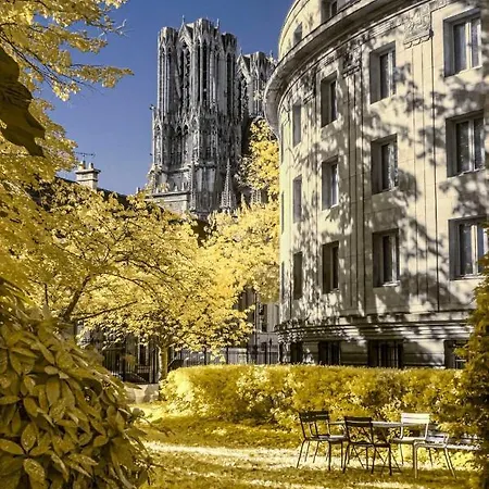 Ponsardin #55 Spacieux 3 Ch 6 Couchages Апартаменты *